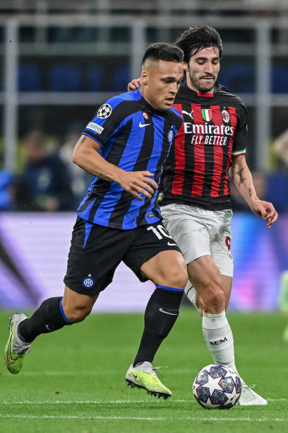 动也备受瞩 动也备受瞩